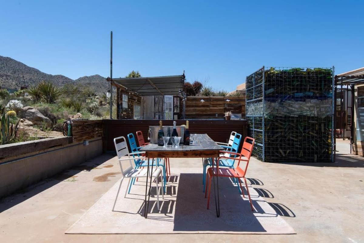 Renovated Lodge - Room 1 With Pool Access Joshua Tree Exterior photo